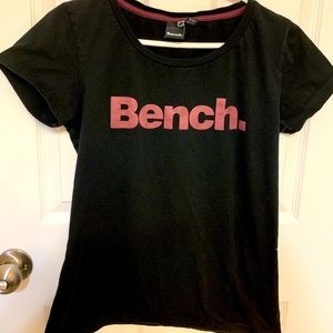 Bench shirt sleeve T-shirt